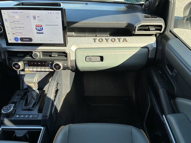 Used 2025 Toyota 4Runner Trailhunter image 15