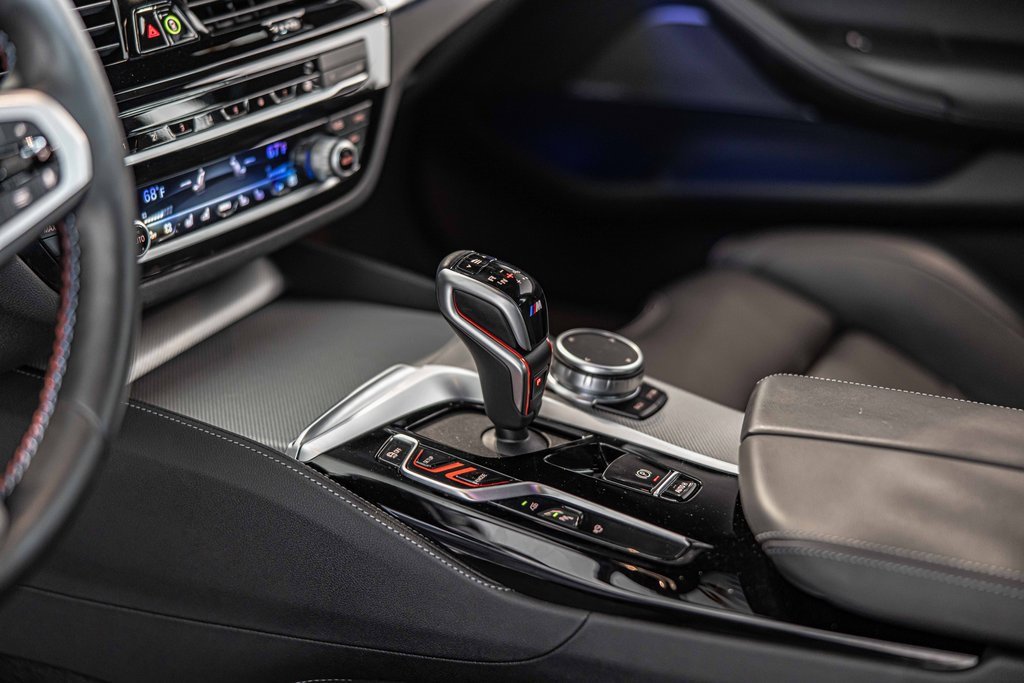 Used 2023 BMW M5 w/ Executive Package image 21