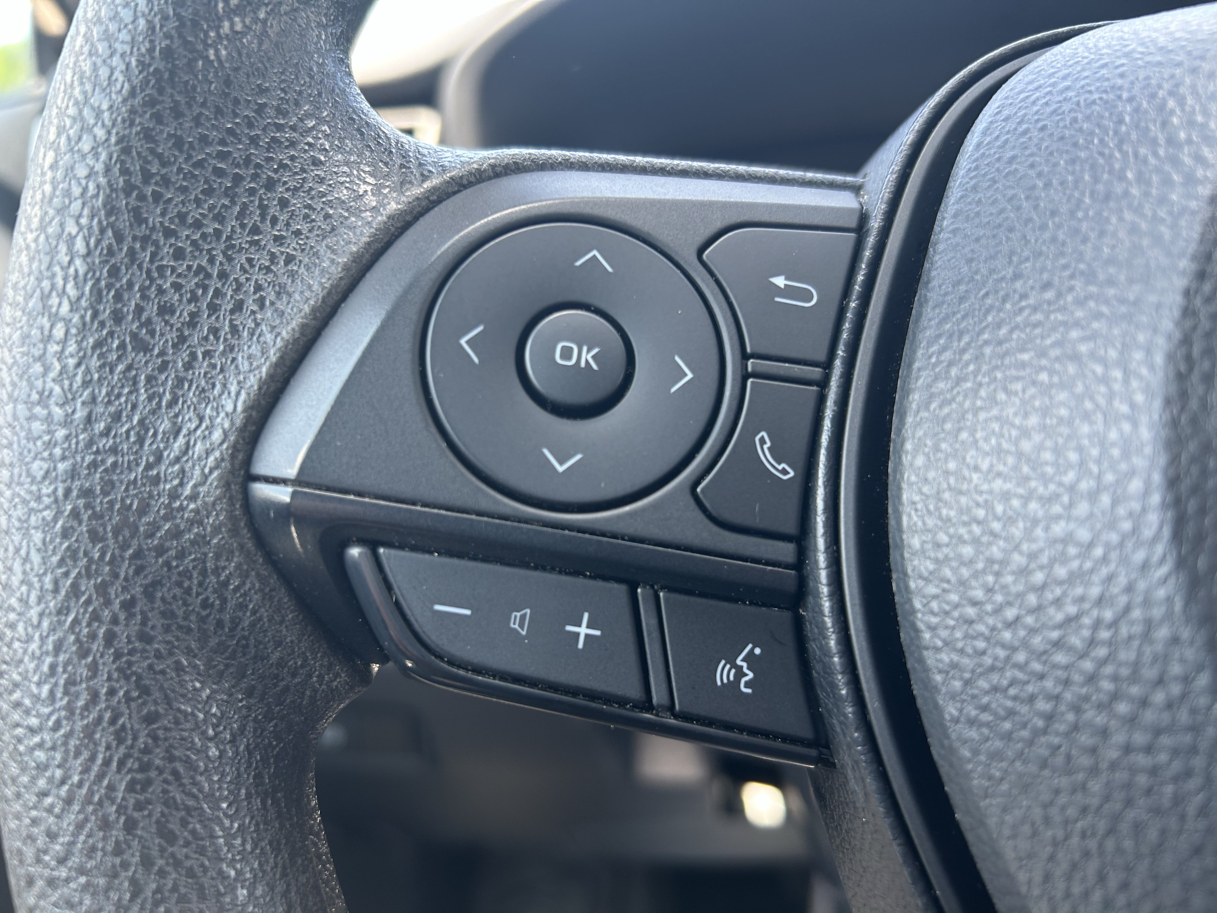 Certified 2025 Toyota RAV4 XLE AWD/4WD image 22