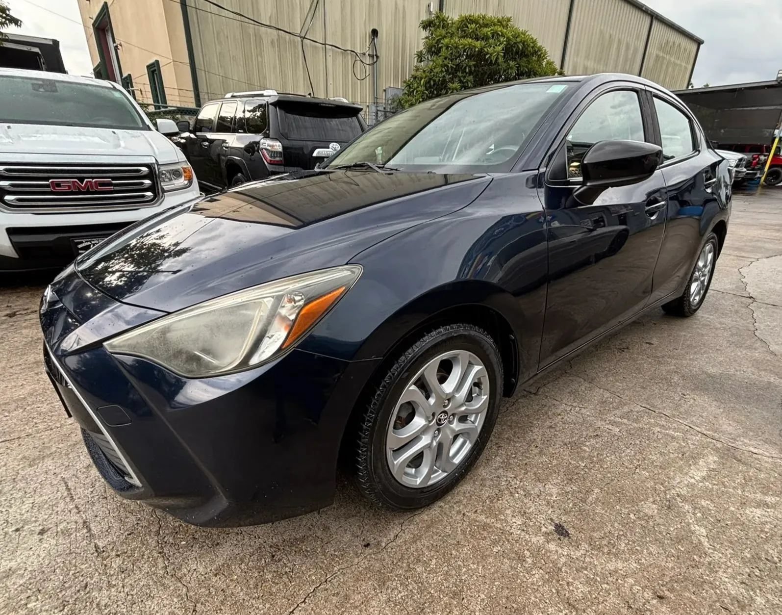 Used 2018 Toyota Yaris iA FWD image 3