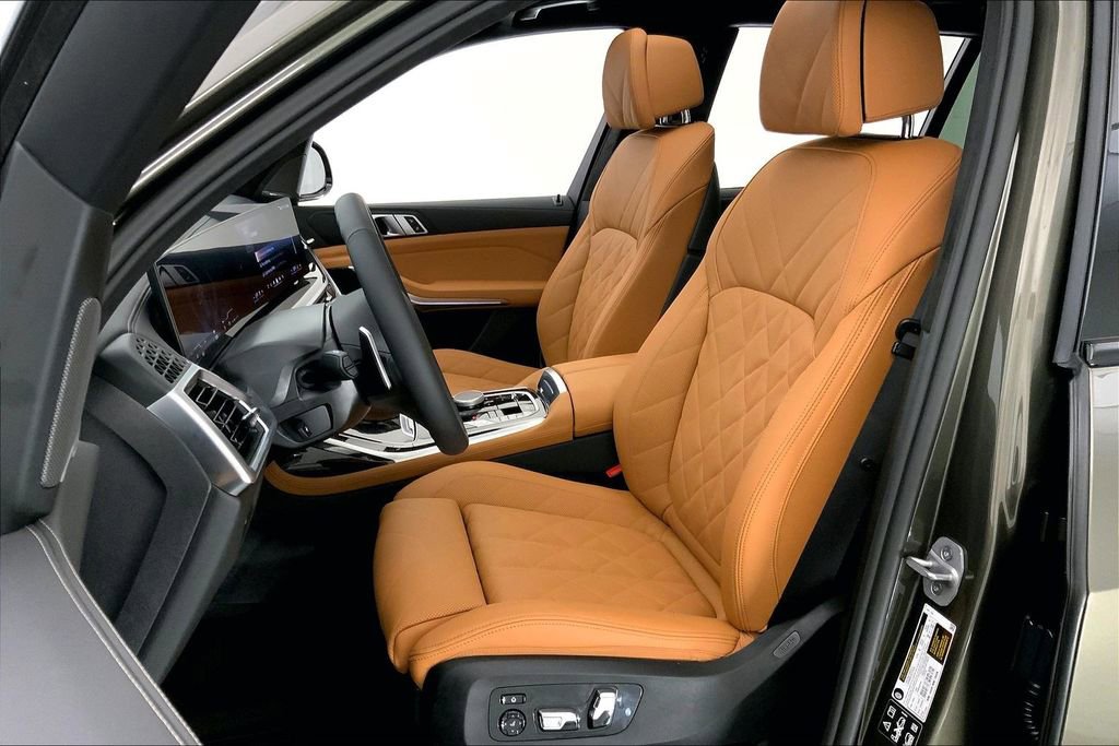 Used 2026 BMW X7 xDrive40i image 13