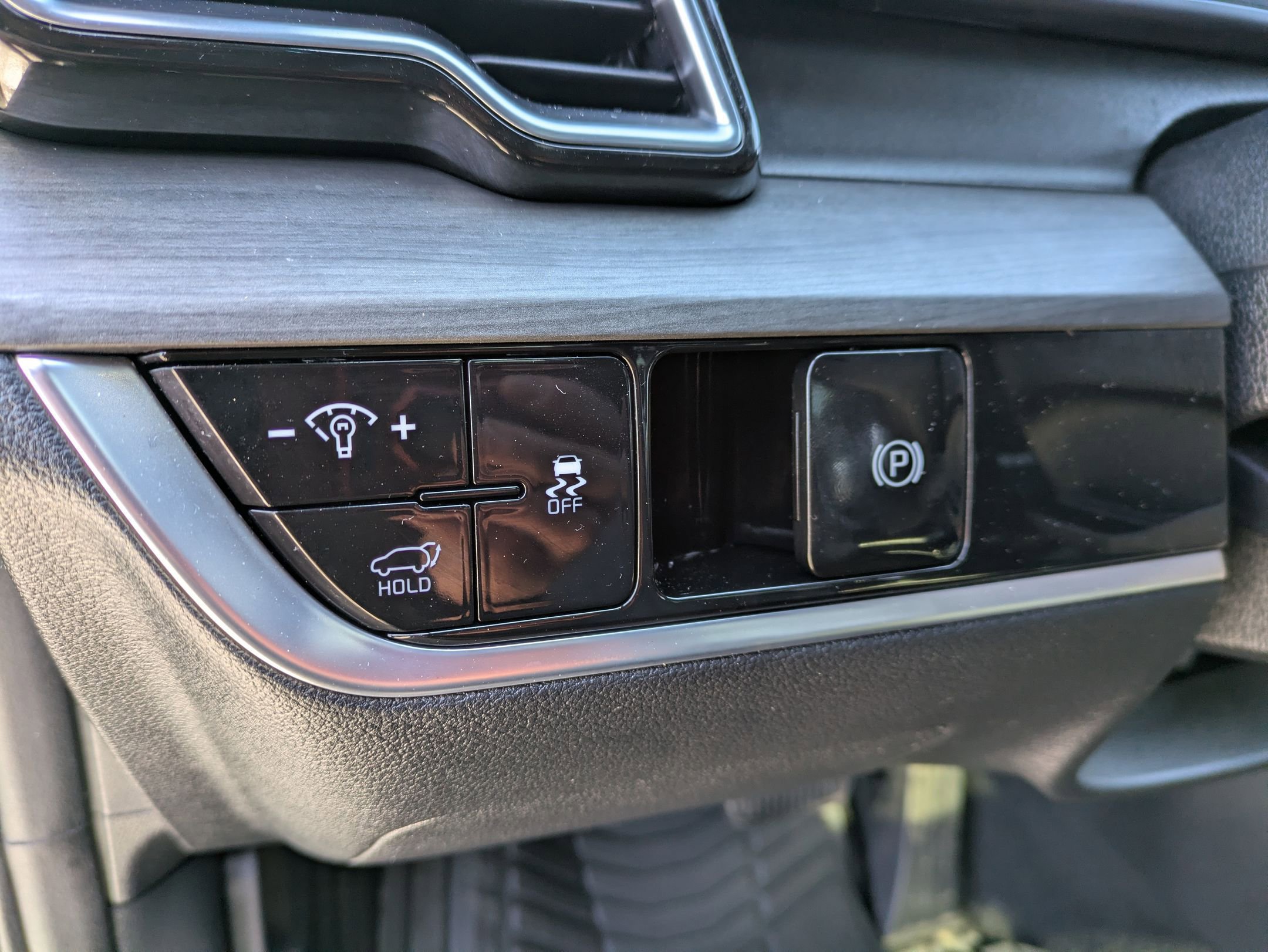 Used 2024 Kia Sportage X-Line w/ X-Line Premium Package image 16