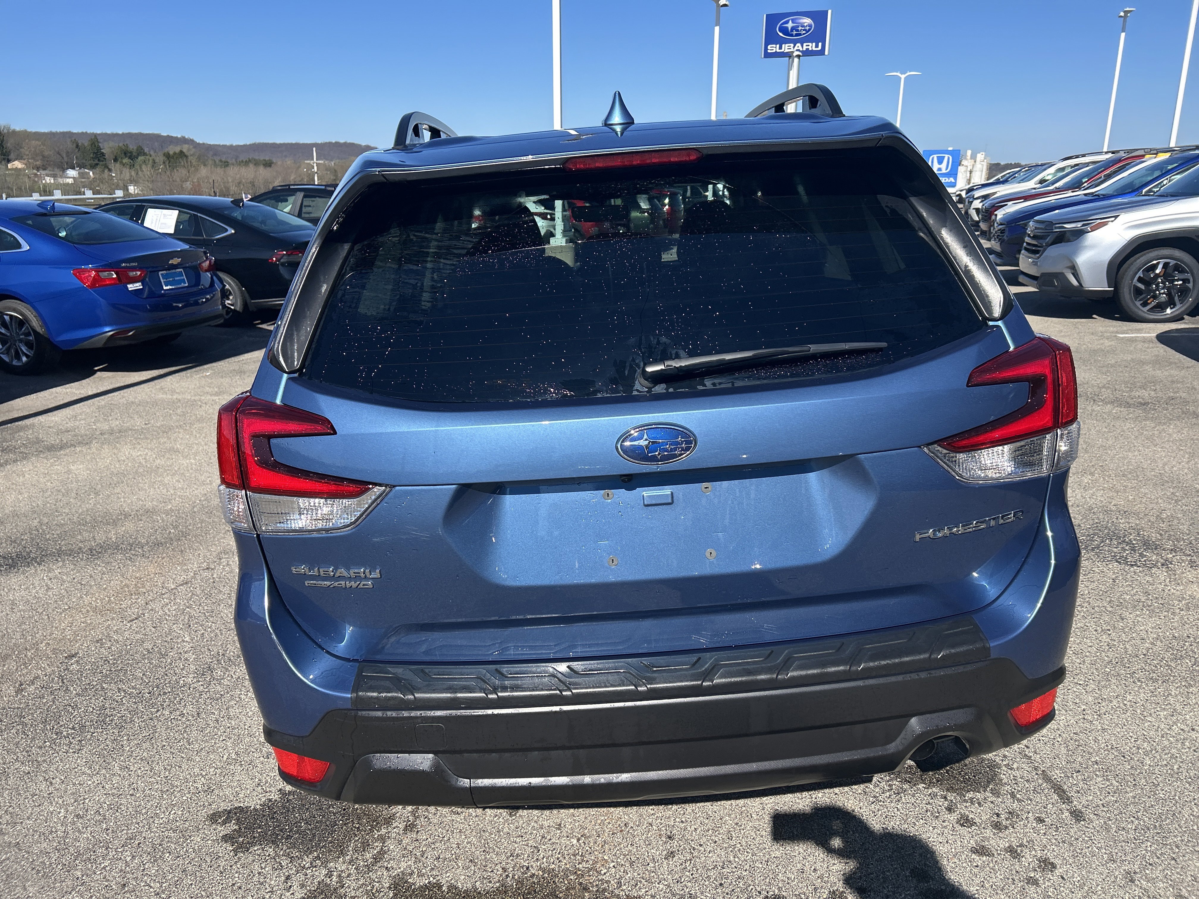 Certified 2023 Subaru Forester Premium AWD/4WD image 10