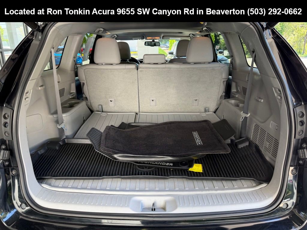 Used 2016 Toyota Highlander XLE AWD/4WD image 11
