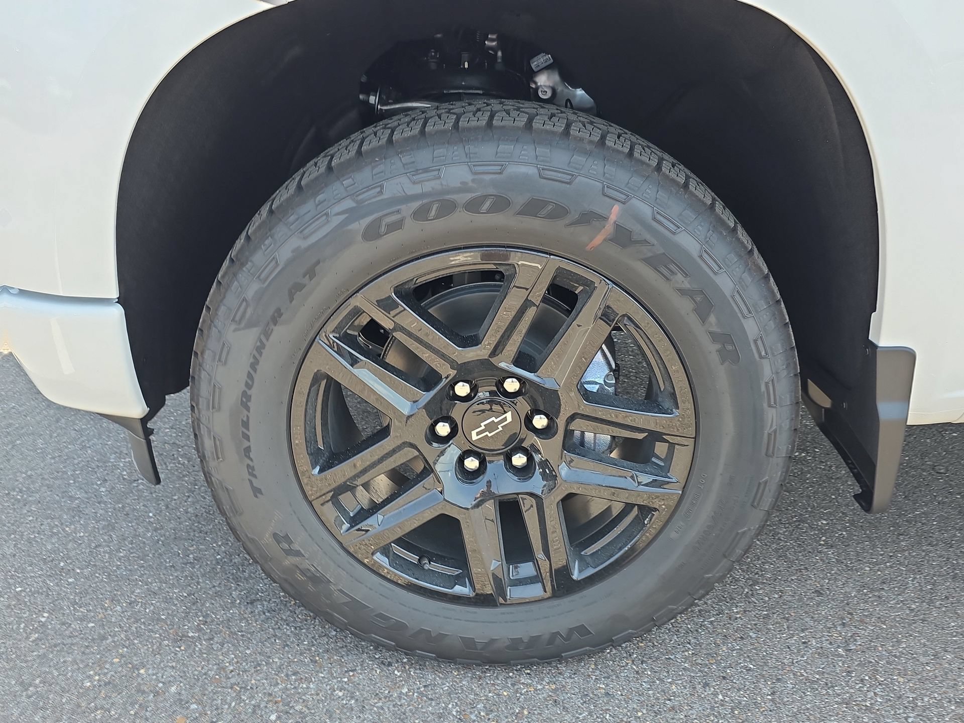 New 2026 Chevrolet Silverado 1500 RST w/ RST All Star Premium Package AWD/4WD image 9