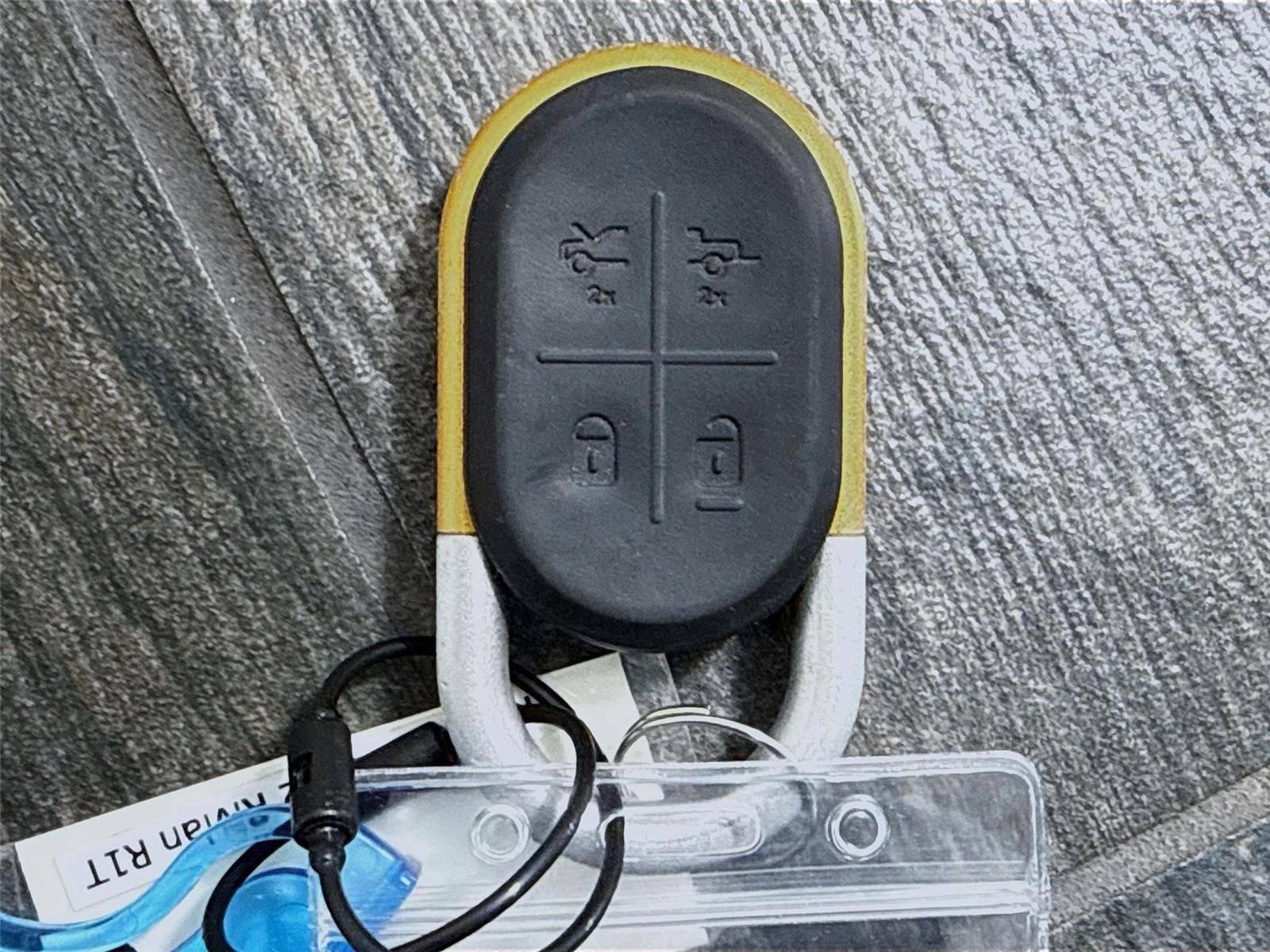 Used 2022 Rivian R1T Launch Edition image 23