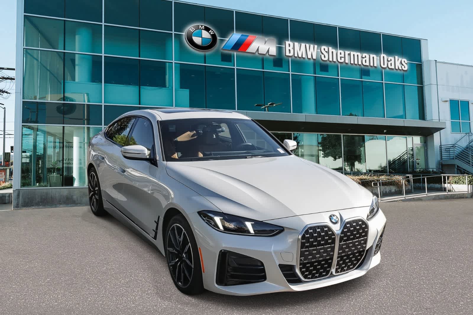 New 2026 BMW 430i image 3
