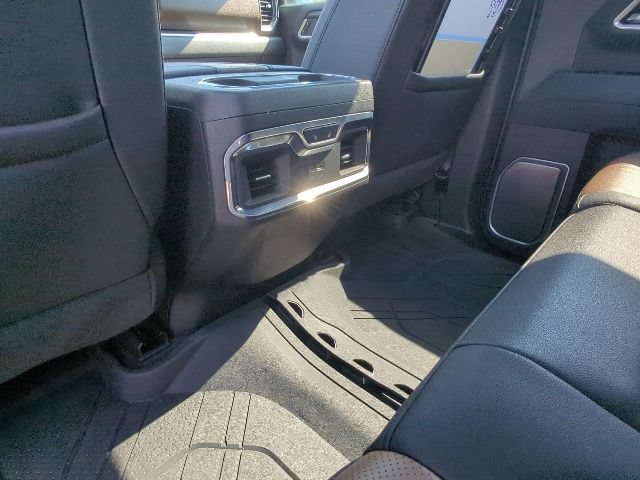 Used 2026 Chevrolet Silverado 1500 High Country AWD/4WD image 26