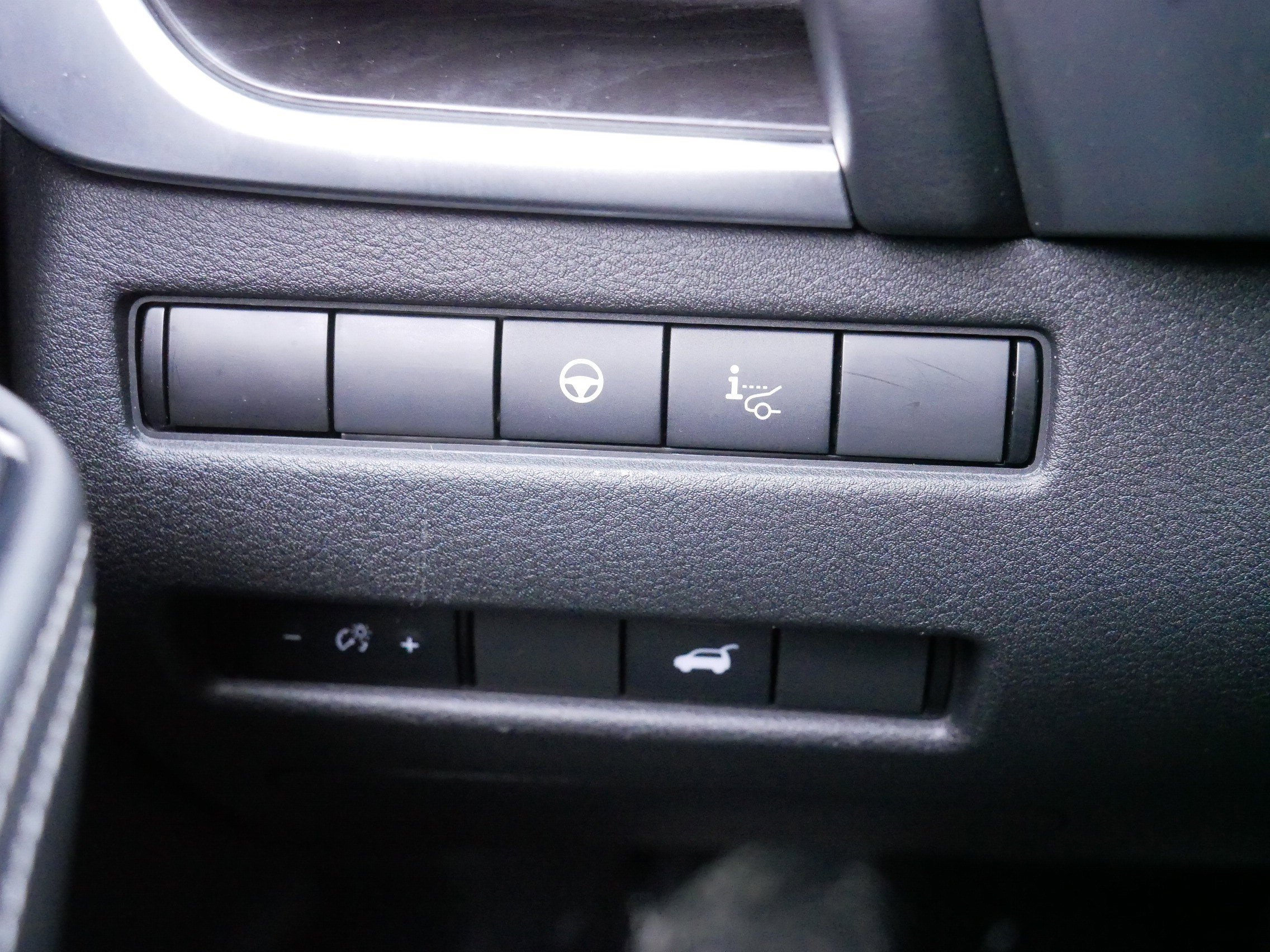 Certified 2022 Nissan Rogue Platinum w/ Head-Up Display Package image 25