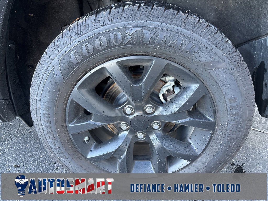 Used 2022 Toyota RAV4 LE image 10