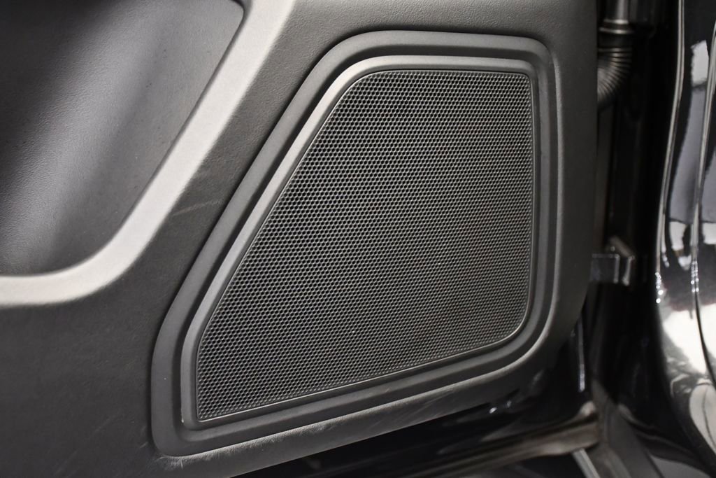 Used 2024 Porsche Macan S image 40