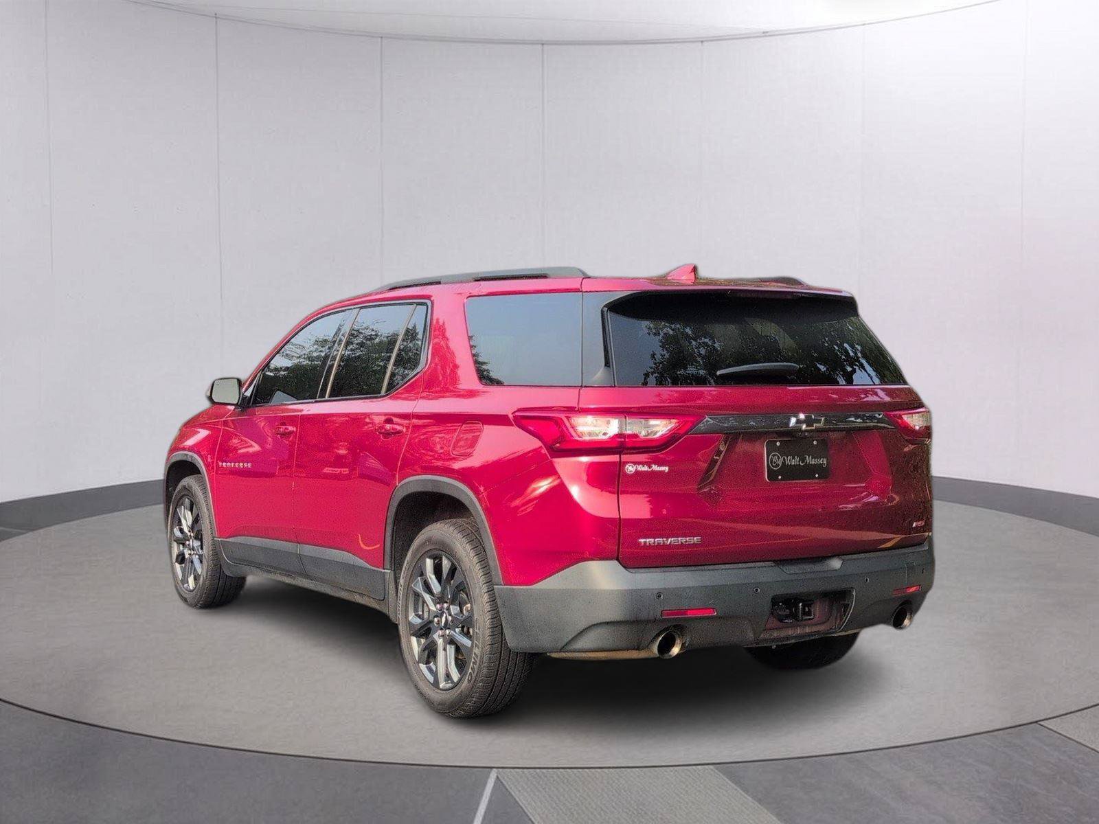 Used 2019 Chevrolet Traverse RS FWD image 3