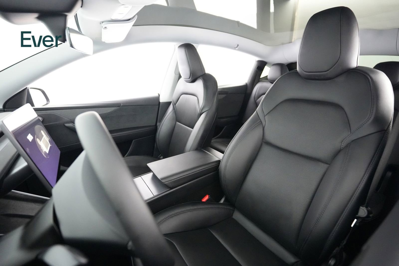 Used 2026 Tesla Model Y Long Range AWD/4WD image 4
