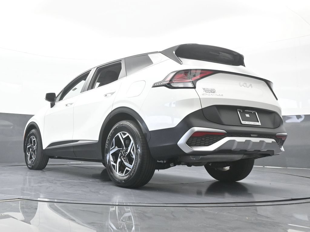 Used 2025 Kia Sportage LX FWD image 52