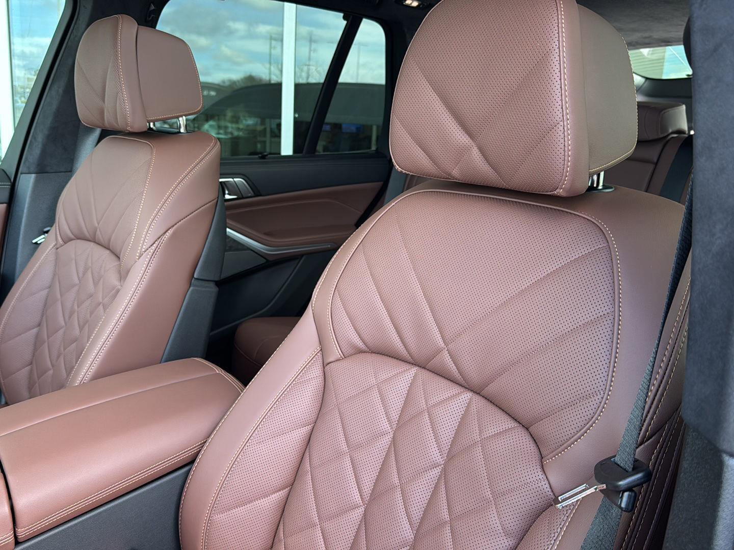 New 2026 BMW X5 xDrive40i w/ M Sport Package image 26