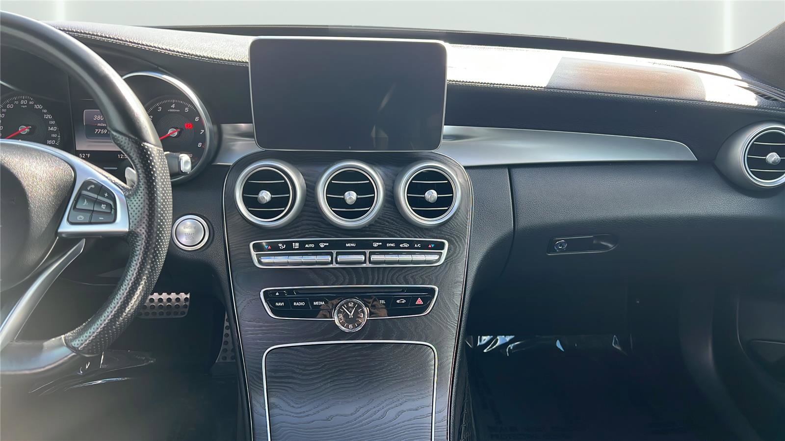 Used 2015 Mercedes-Benz C 300 Sport image 10