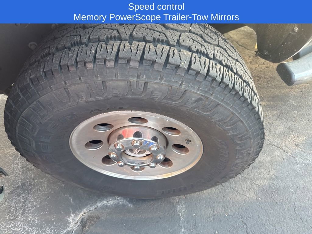 Used 2015 Ford F250 Lariat w/ Lariat Interior Package image 10