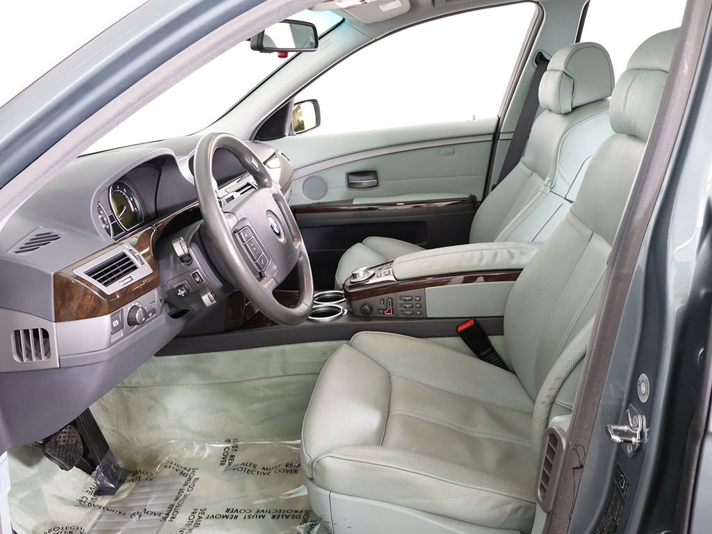Used 2004 BMW 745Li RWD image 29