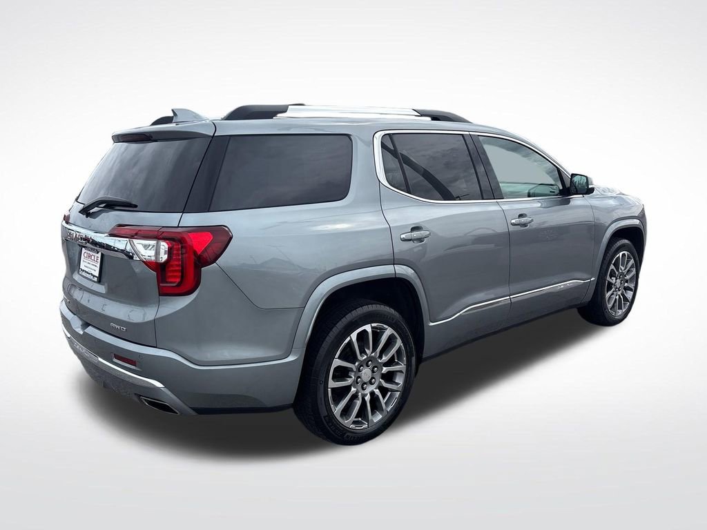 Used 2023 GMC Acadia Denali w/ Denali Ultimate Package AWD/4WD image 8