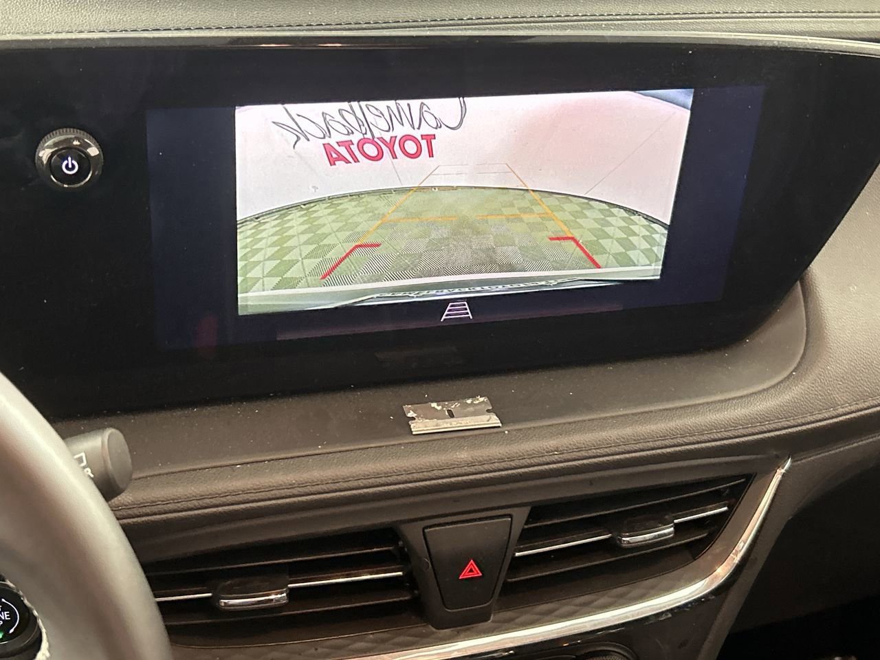 Used 2025 Buick Encore GX Preferred image 17