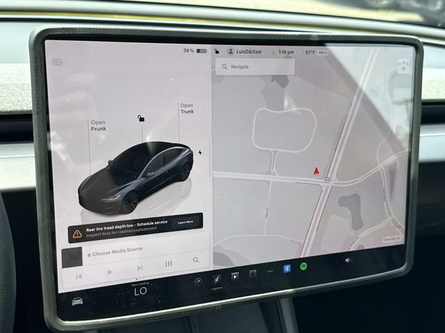 Used 2025 Tesla Model 3 Long Range RWD image 18