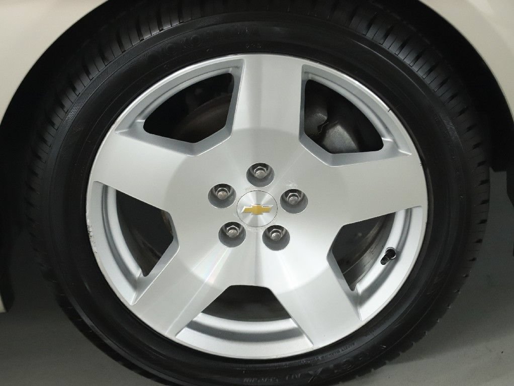 Used 2009 Chevrolet Malibu LT w/ HFV6 Engine Package FWD image 10