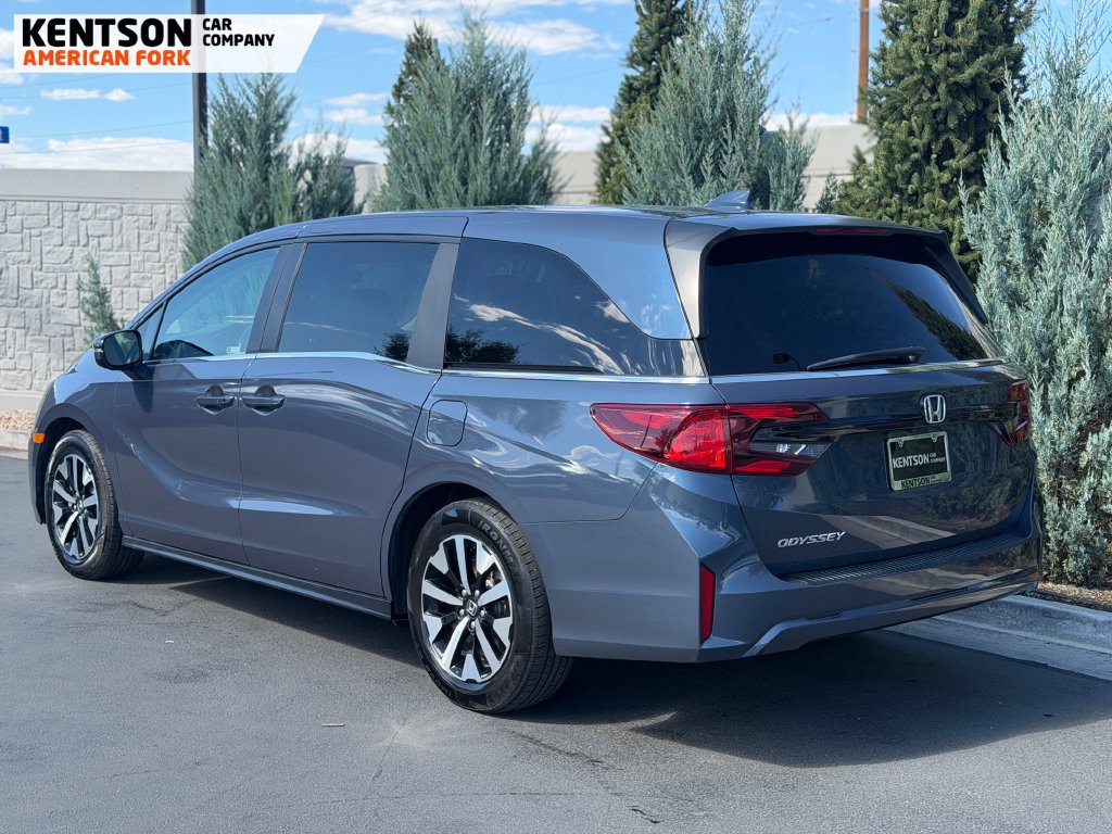 Used 2025 Honda Odyssey EX-L image 5