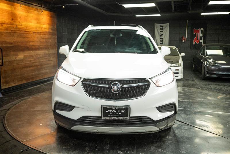 Used 2022 Buick Encore Preferred w/ Safety Package FWD image 4