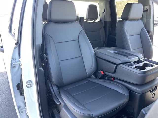 New 2024 GMC Sierra 2500 Pro w/ Convenience Package image 19