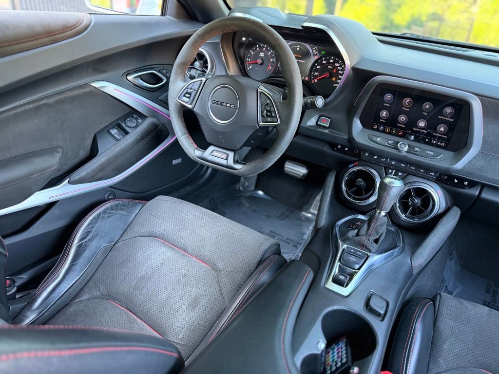 Used 2019 Chevrolet Camaro ZL1 RWD image 36