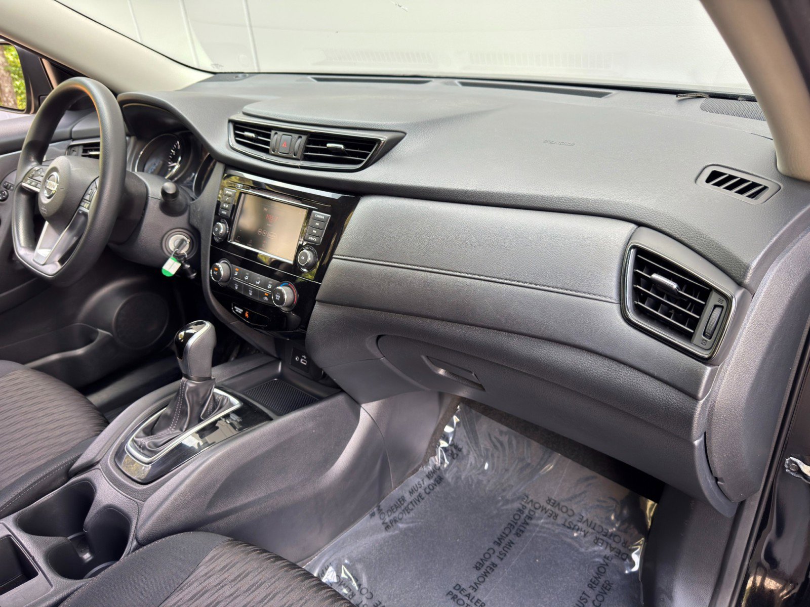 Used 2019 Nissan Rogue S FWD image 13