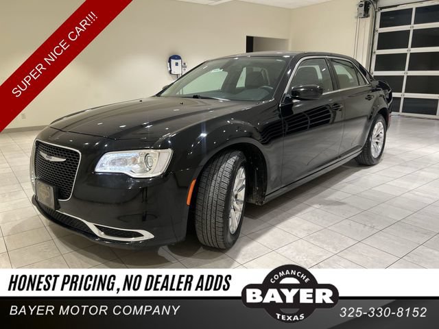 Used 2019 Chrysler 300 Touring L w/ Quick Order Package 22F RWD image 1