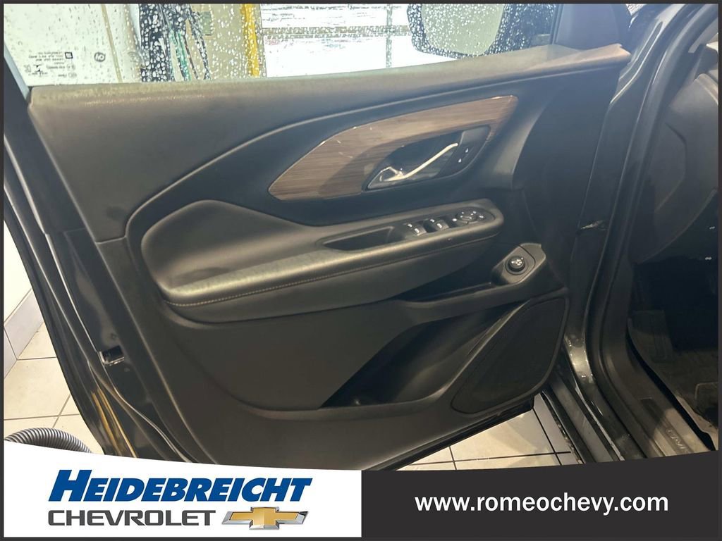 Certified 2021 GMC Terrain SLE w/ Driver Convenience Package AWD/4WD image 10