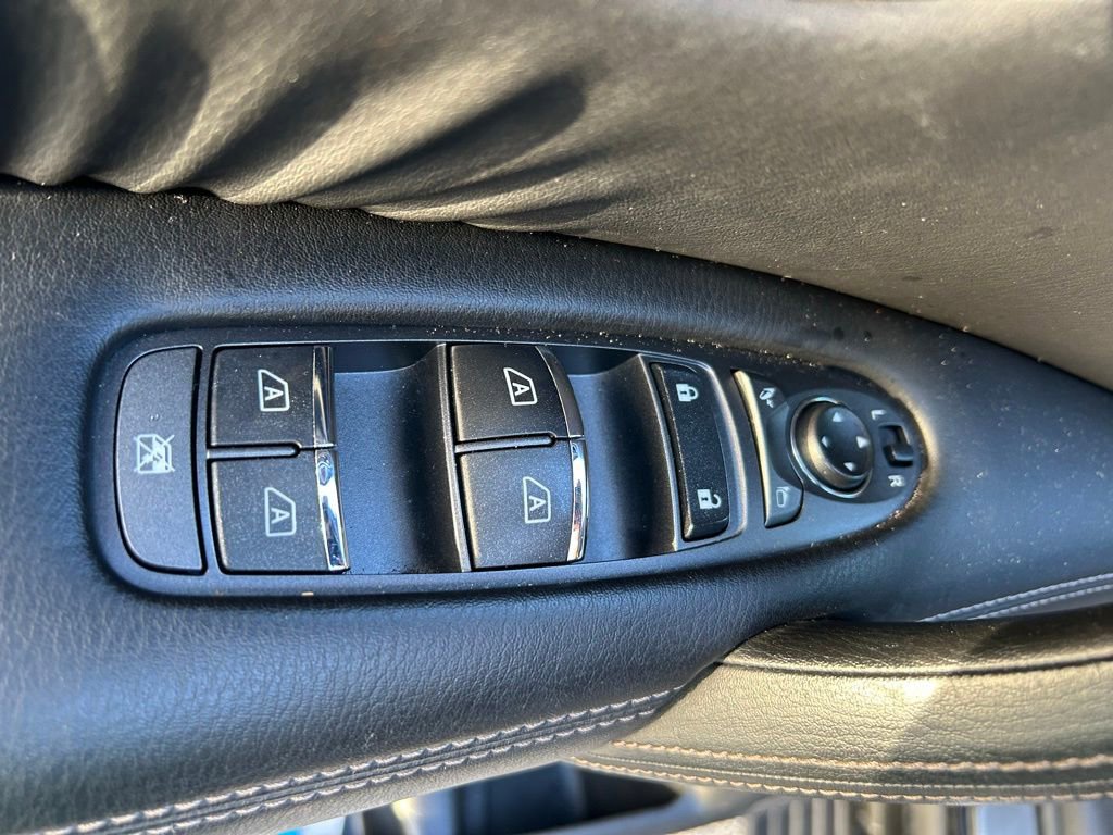 Used 2021 Nissan Armada Platinum w/ Captain's Chairs Package image 18