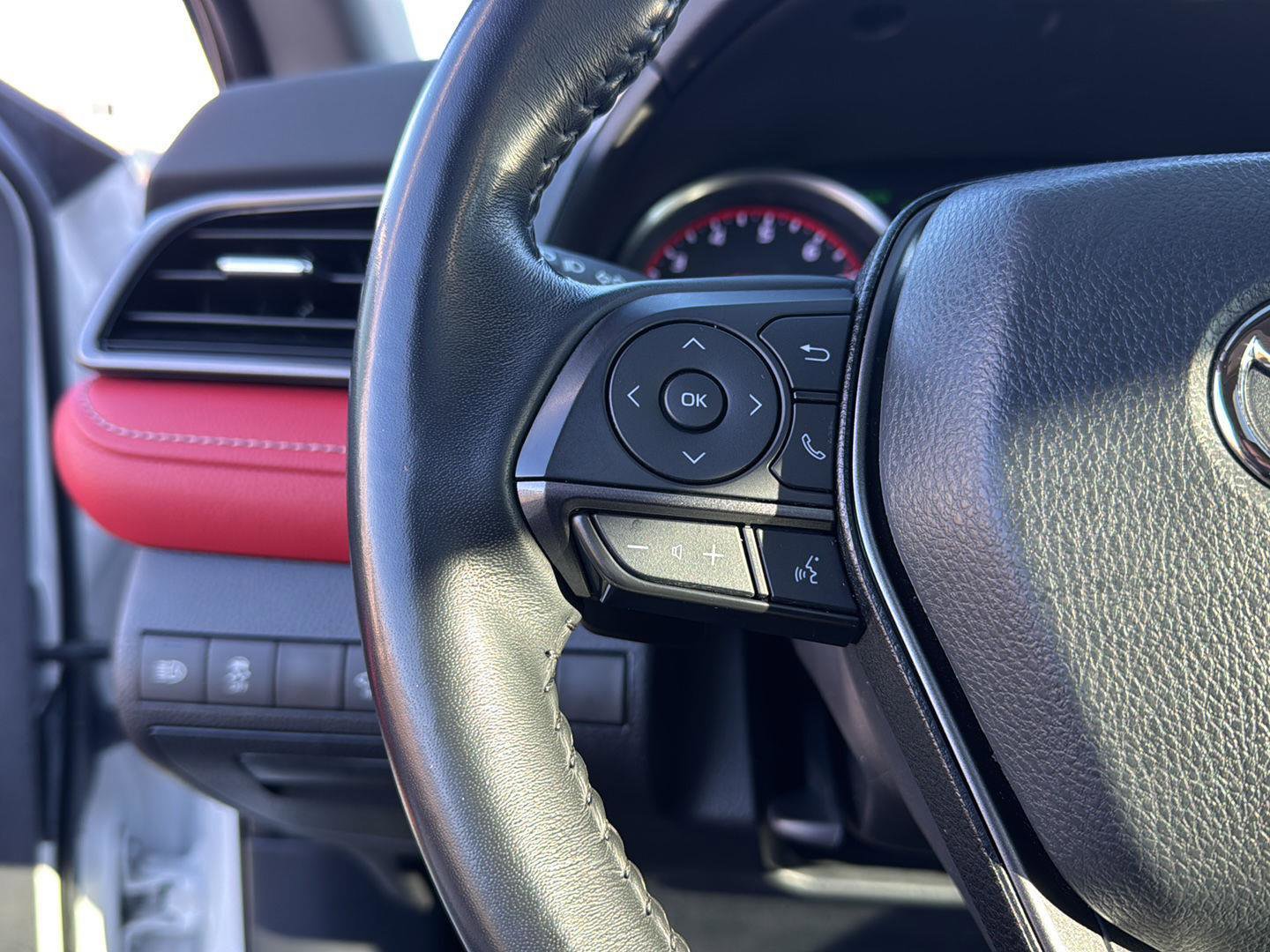 Used 2023 Toyota Camry XSE image 18