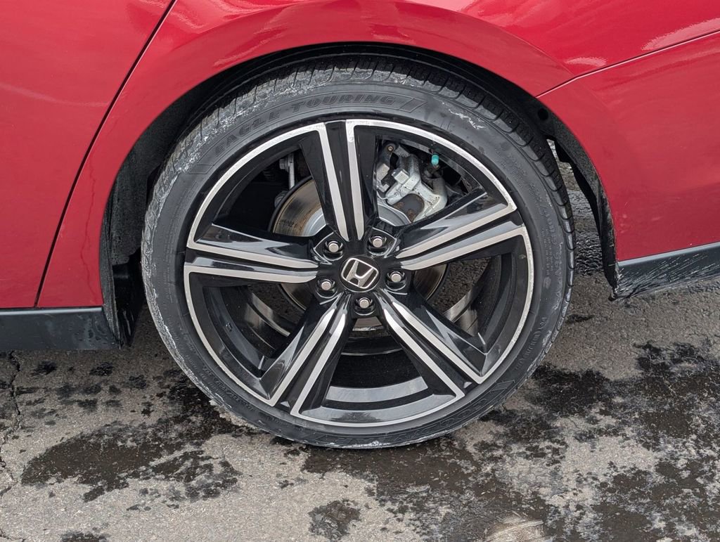 Used 2024 Honda Accord Sport image 17