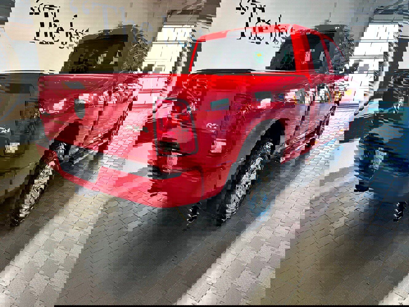 Used 2018 RAM 1500 Express image 4