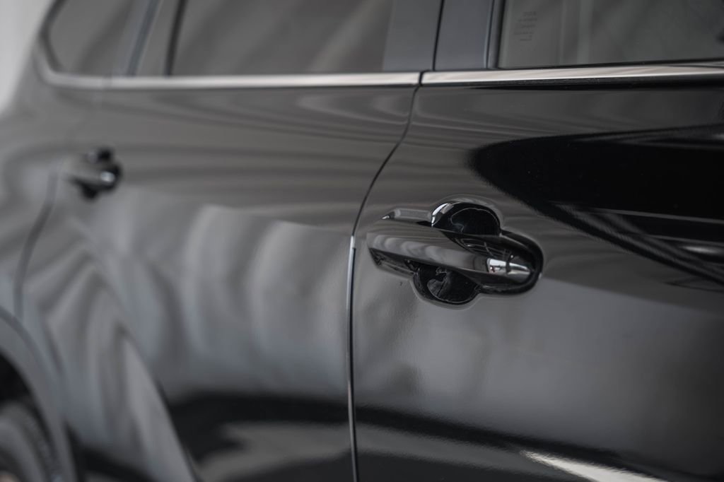 Used 2023 Toyota Highlander Bronze Edition image 15