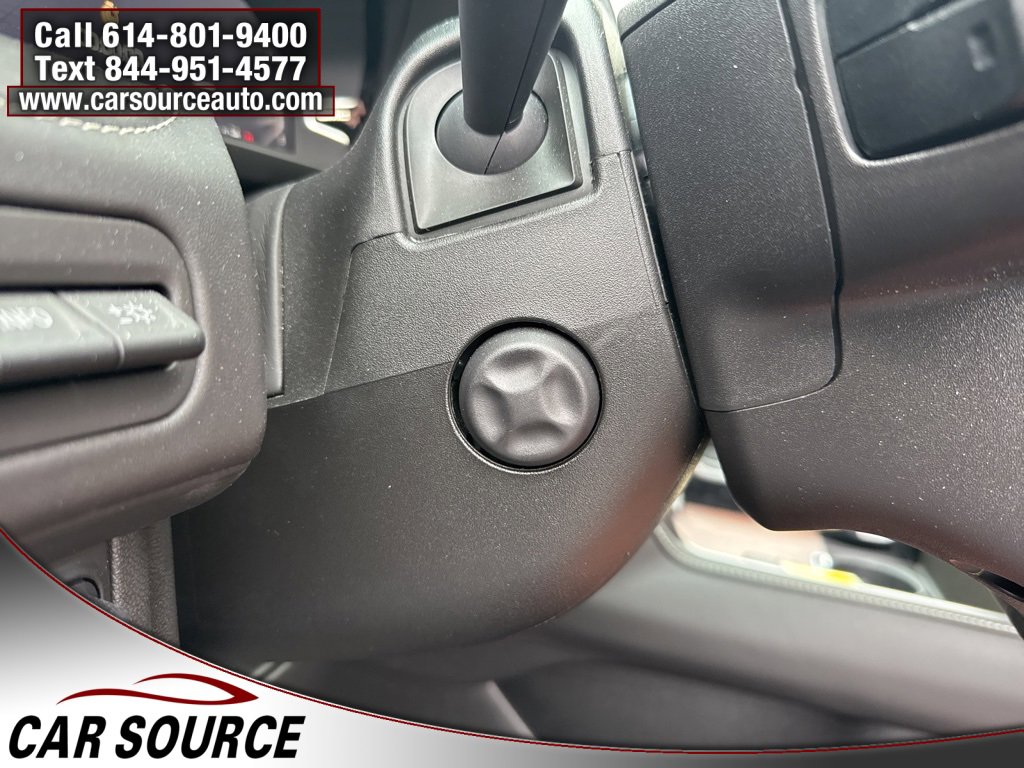 Used 2024 GMC Yukon Denali Ultimate image 31