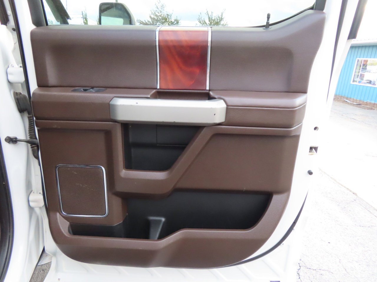 Used 2017 Ford F250 King Ranch w/ King Ranch Ultimate Package image 43