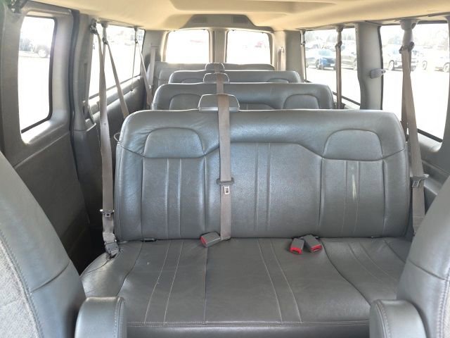 Used 2017 Chevrolet Express 3500 LS w/ Cold Climate Package image 17