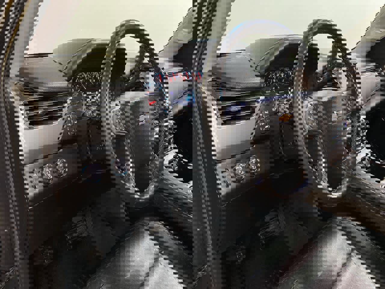 Used 2016 Chevrolet Tahoe LT image 2