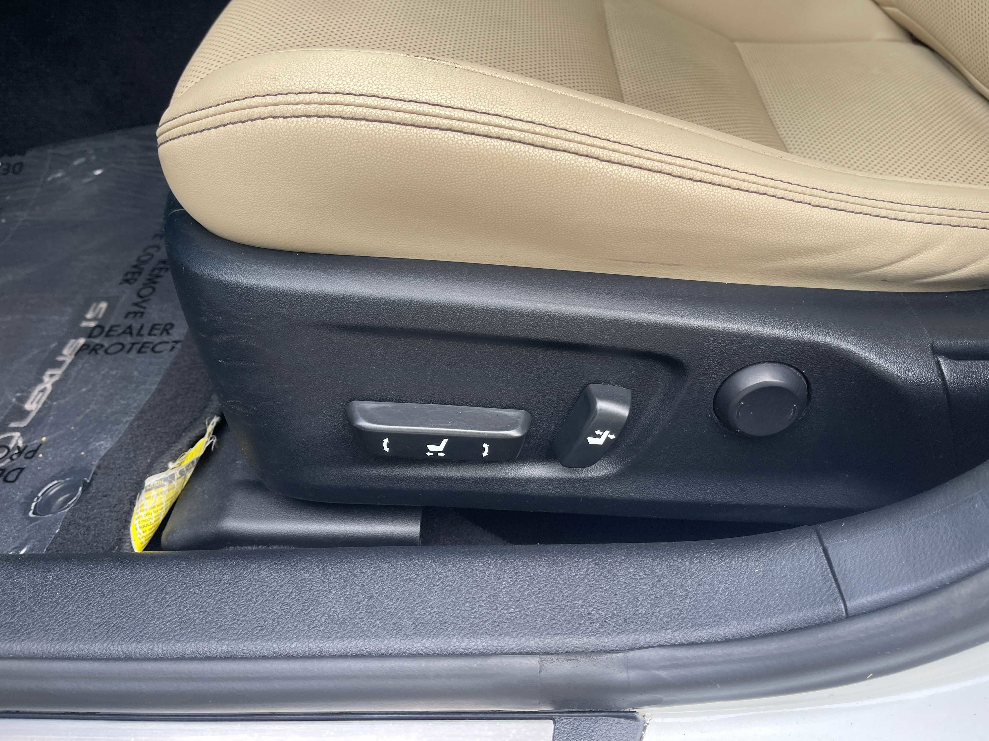 Used 2014 Lexus IS 250 w/ Navigation Package image 19