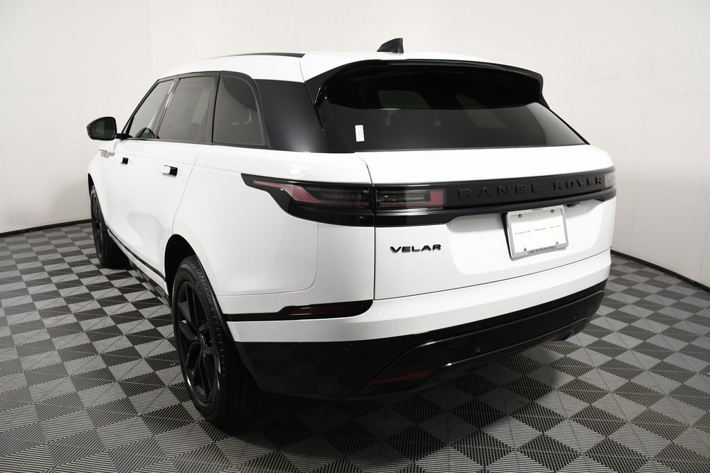 Used 2025 Land Rover Range Rover Velar Dynamic SE image 4