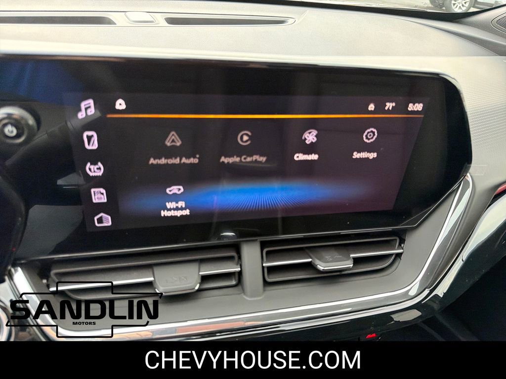 New 2026 Chevrolet Trax RS w/ Sunroof Package image 21