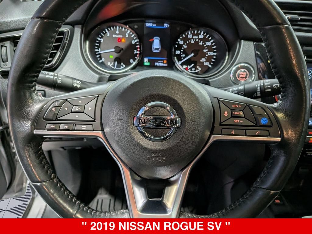 Used 2019 Nissan Rogue SV w/ Premium Package AWD/4WD image 16
