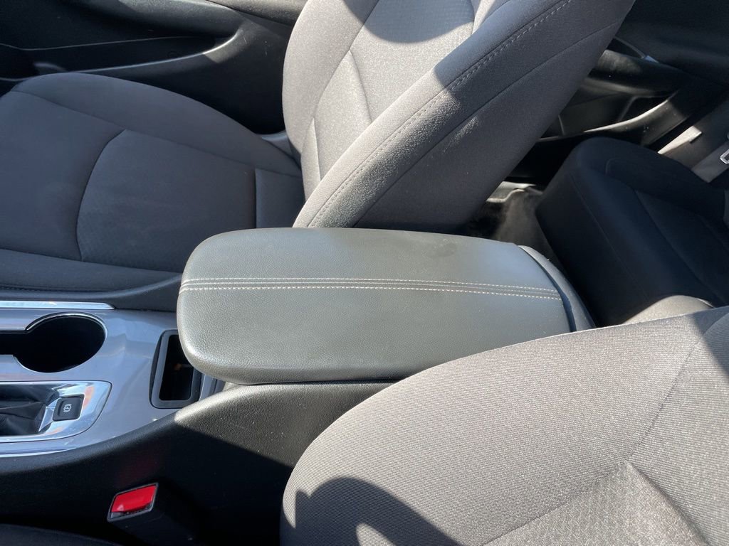 Used 2024 Chevrolet Malibu LT FWD image 21