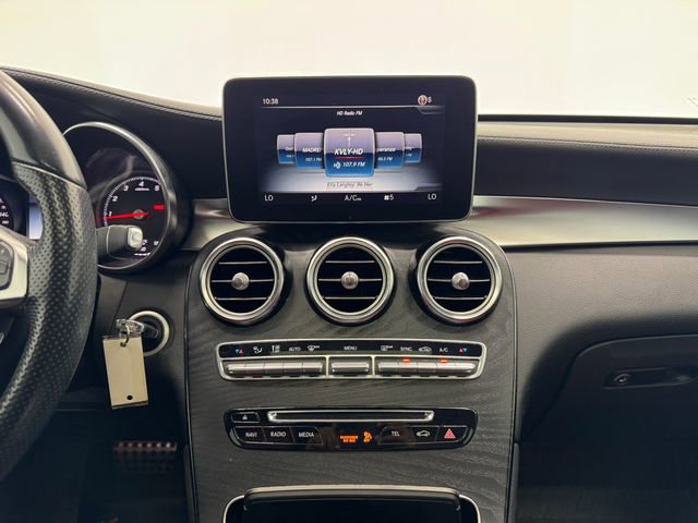 Used 2017 Mercedes-Benz GLC 300 4MATIC Coupe image 4