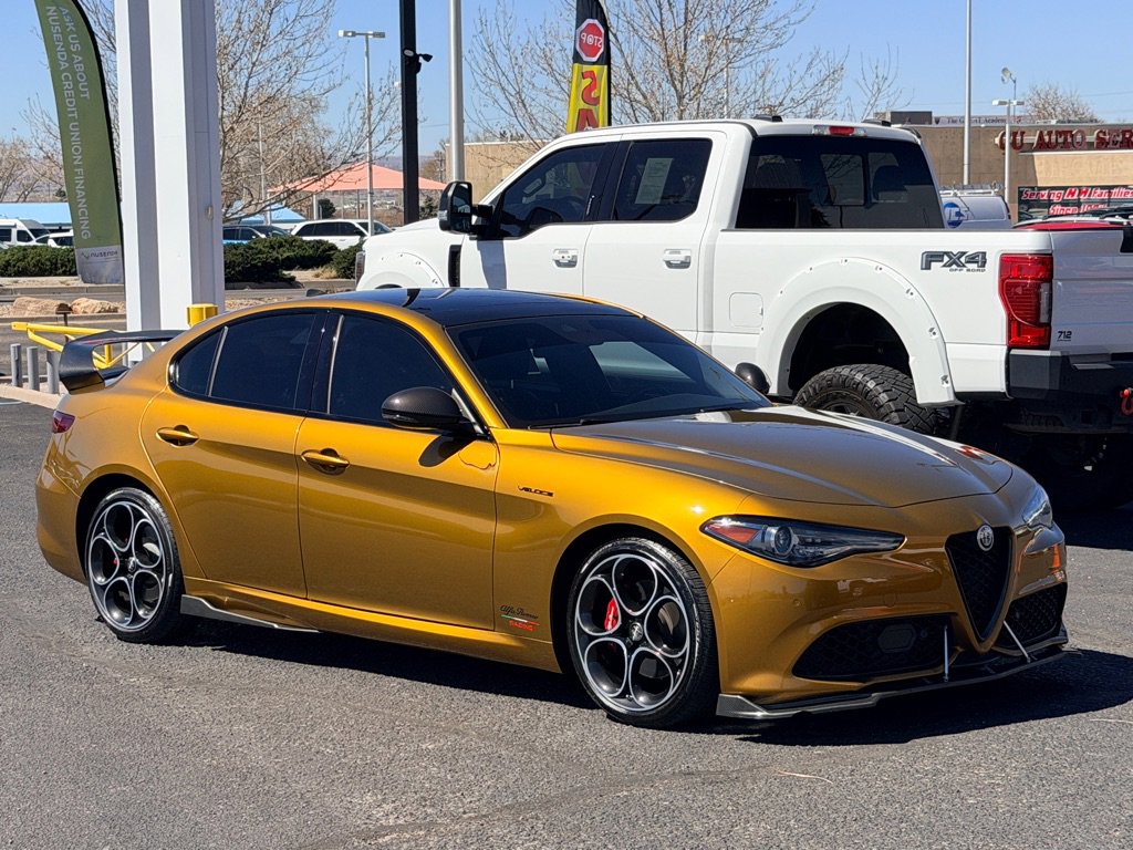 Used 2023 Alfa Romeo Giulia Veloce image 4
