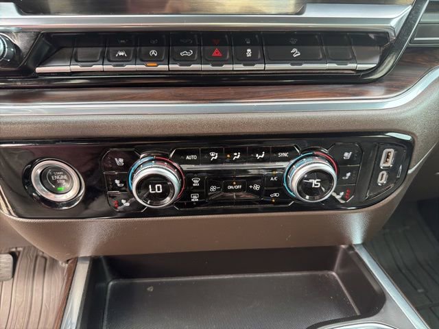 Used 2023 GMC Sierra 1500 SLT w/ SLT Premium Package AWD/4WD image 8